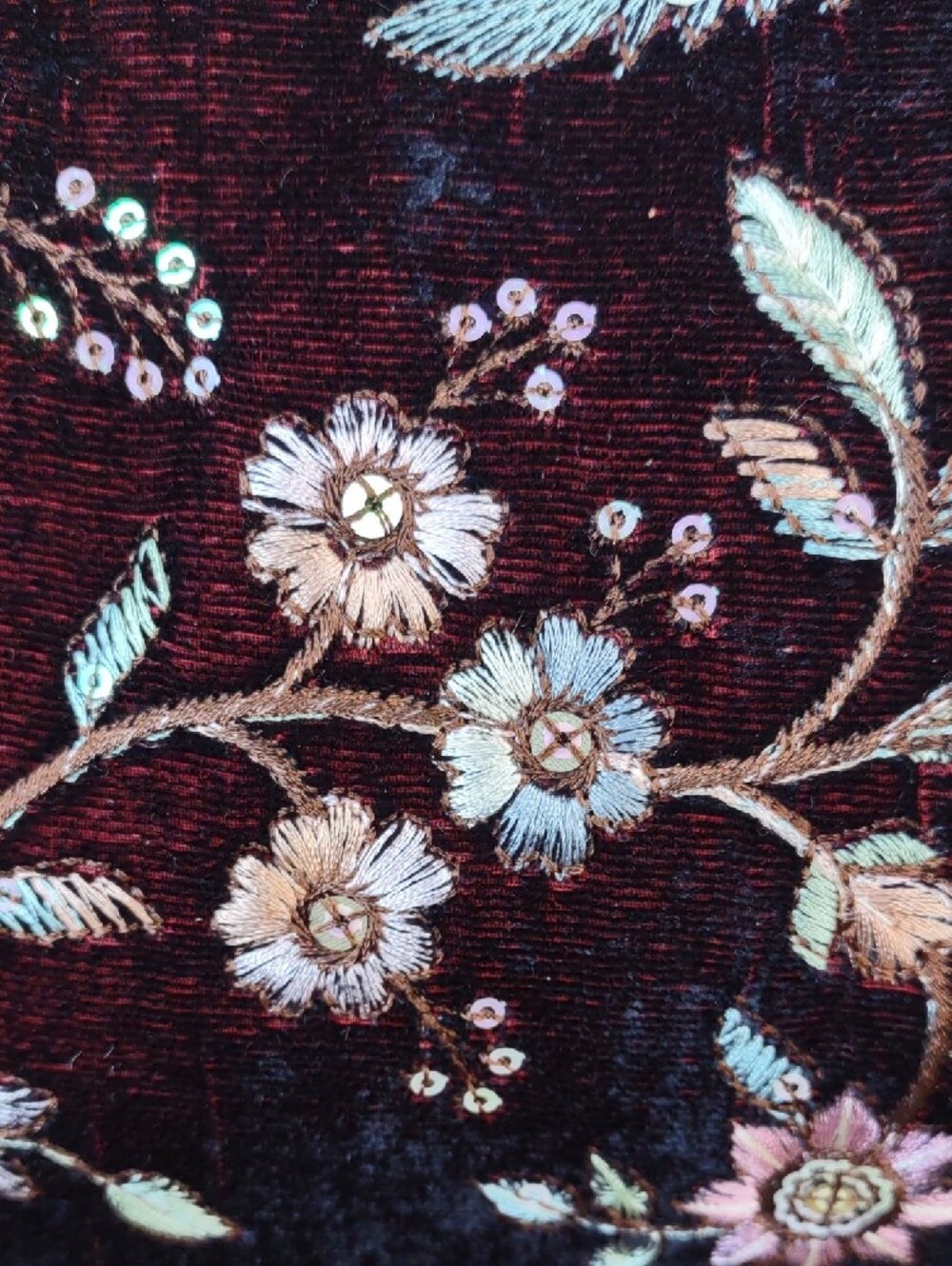 Patricia Nash "Kelmscott" Burgundy Embroidered Velvet Frame Bag - Picture 10 of 11